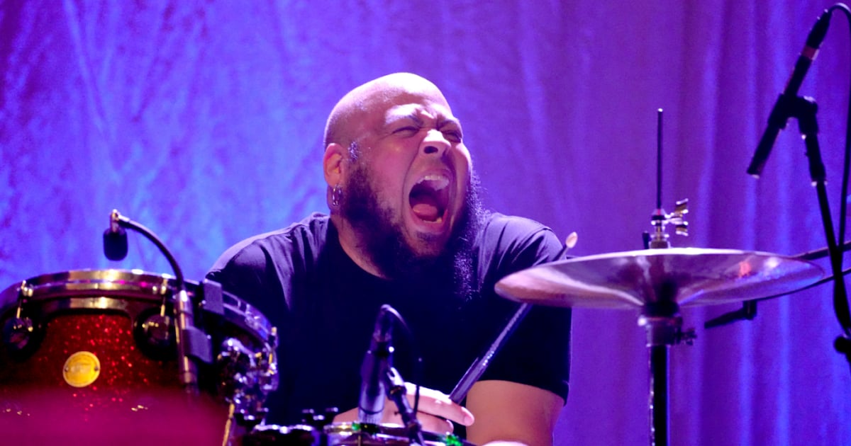 Abe Laboriel Jr. estreia como baterista do Pearl Jam no Ohana Festival