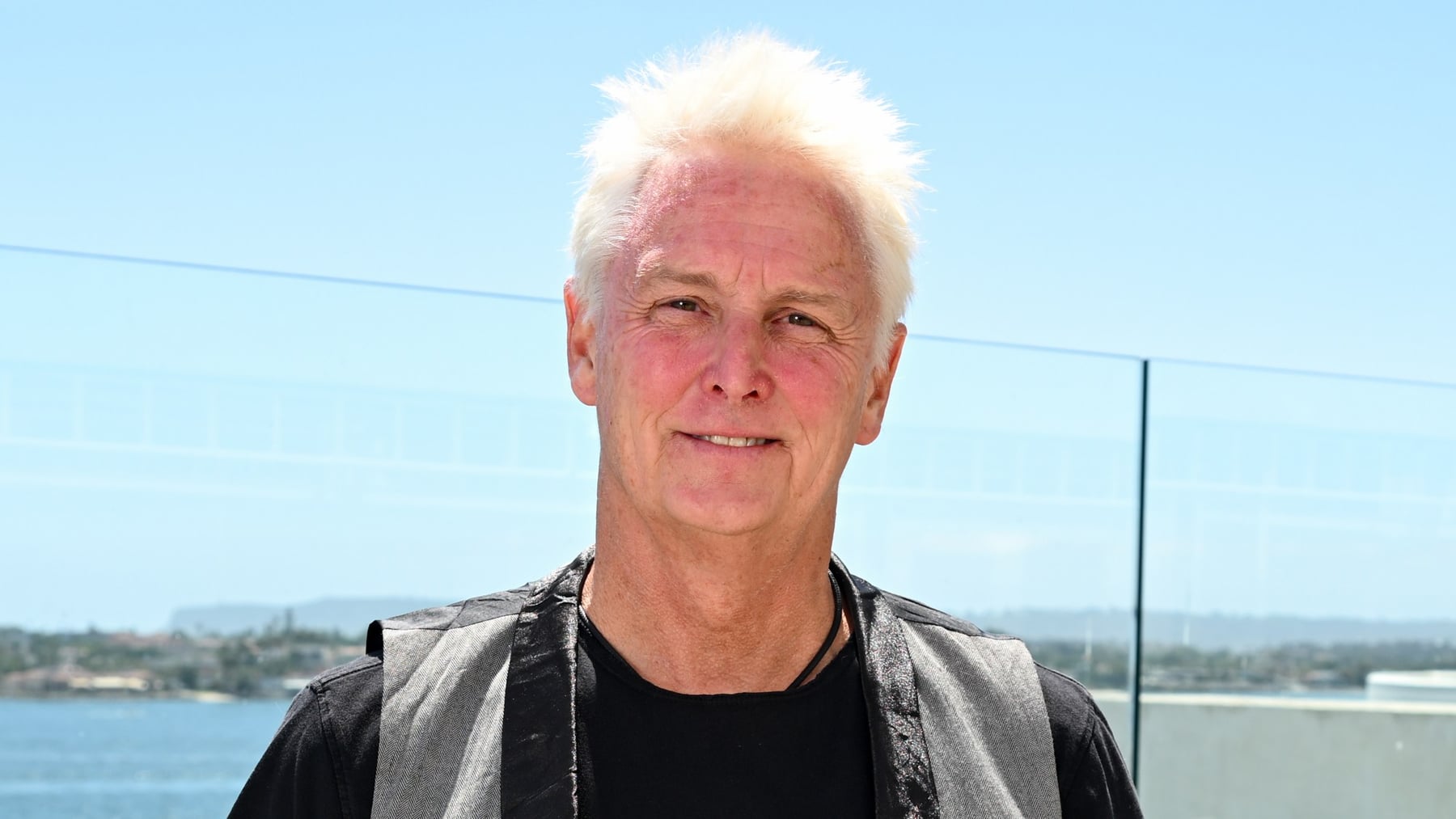 Mike McCready vai dividir o palco com o Soundgarden na abertura dos Seahawks