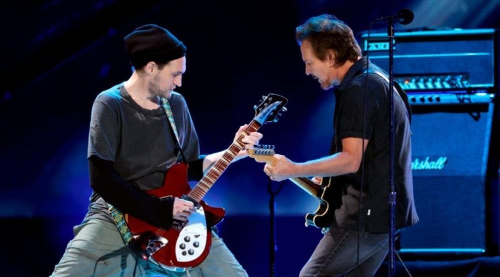 Josh Klinghoffer entra no Pearl Jam como músico convidado da turnê do Gigaton